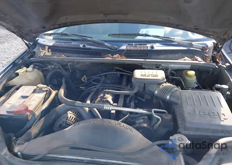 2002 Jeep Grand Cherokee Laredo из США, поврежденный, VIN 1J4GW48S32C328731